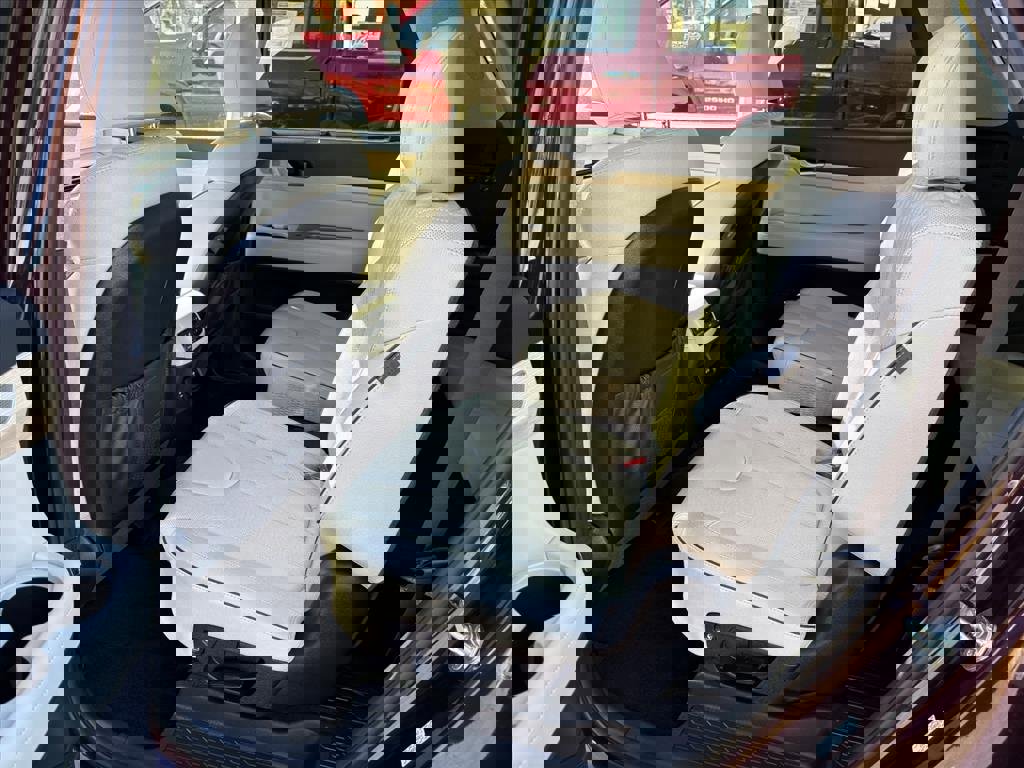 Used 2024 Hyundai Palisade Limited image 19