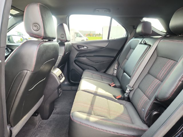 Used 2023 Chevrolet Equinox RS FWD image 26