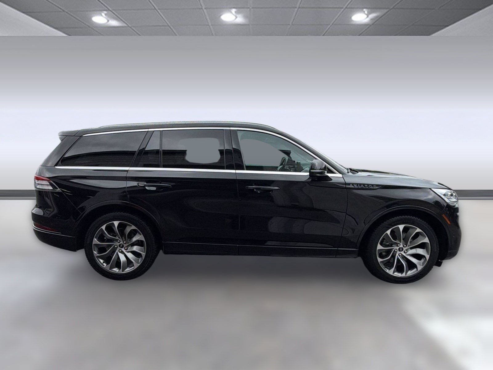 Used 2022 Lincoln Aviator Grand Touring w/ Equipment Group 301A AWD/4WD image 8