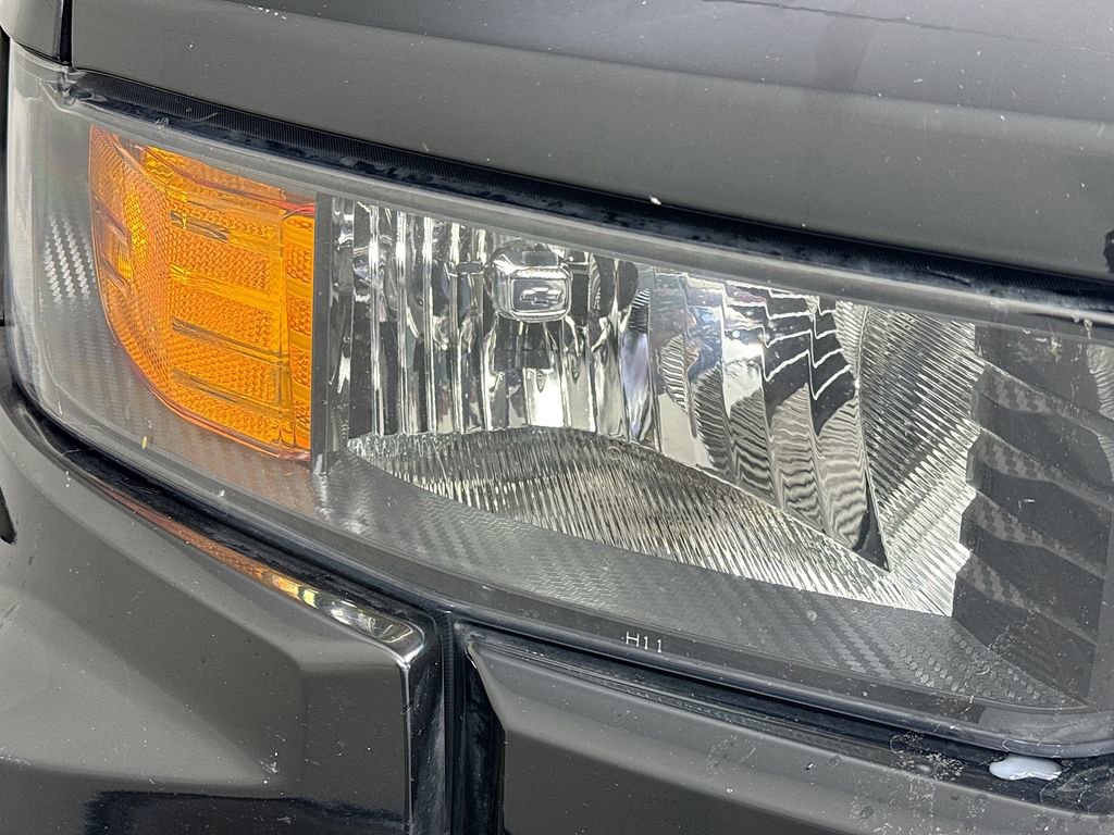 Used 2021 Chevrolet Silverado 1500 Custom RWD image 34