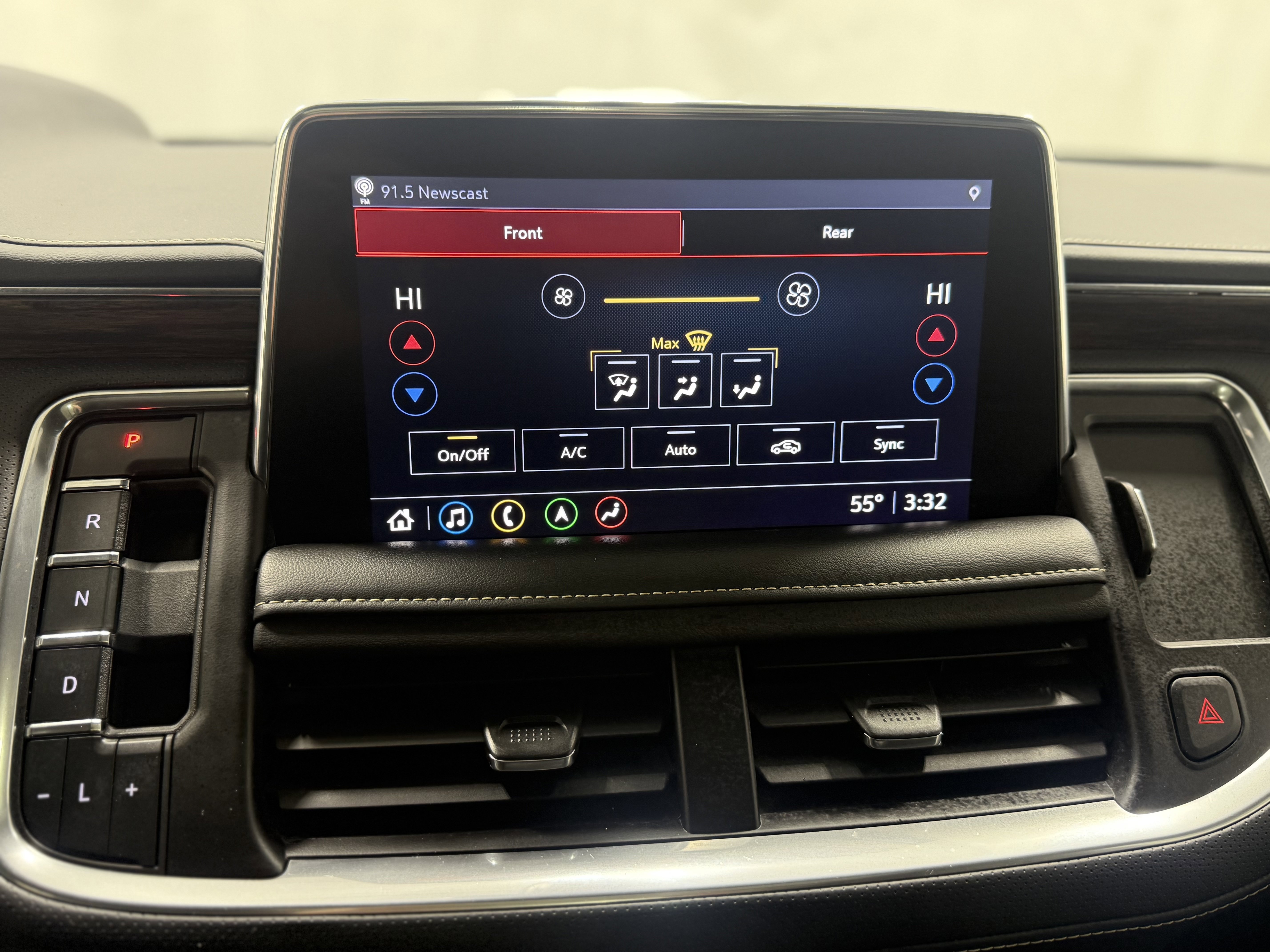 Used 2021 Chevrolet Suburban Premier w/ Premium Package image 20