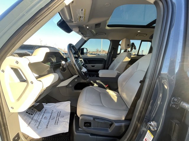 Used 2023 Land Rover Defender 110 S image 7