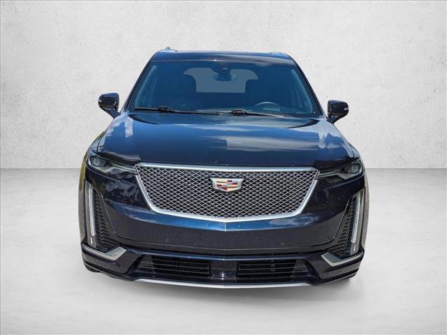 Used 2021 Cadillac XT6 Premium Luxury FWD image 2