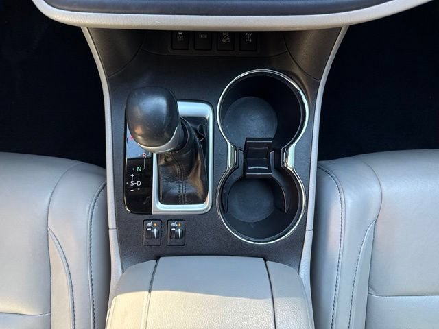 Used 2018 Toyota Highlander XLE AWD/4WD image 25