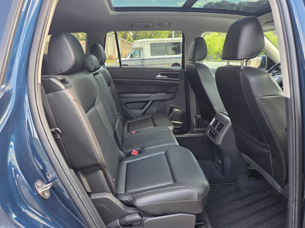 Used 2018 Volkswagen Atlas SEL image 29