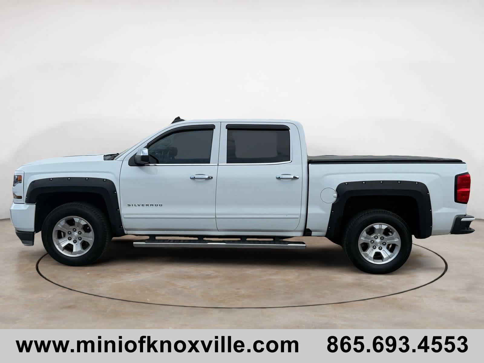 Used 2017 Chevrolet Silverado 1500 LT w/ All Star Edition AWD/4WD image 6