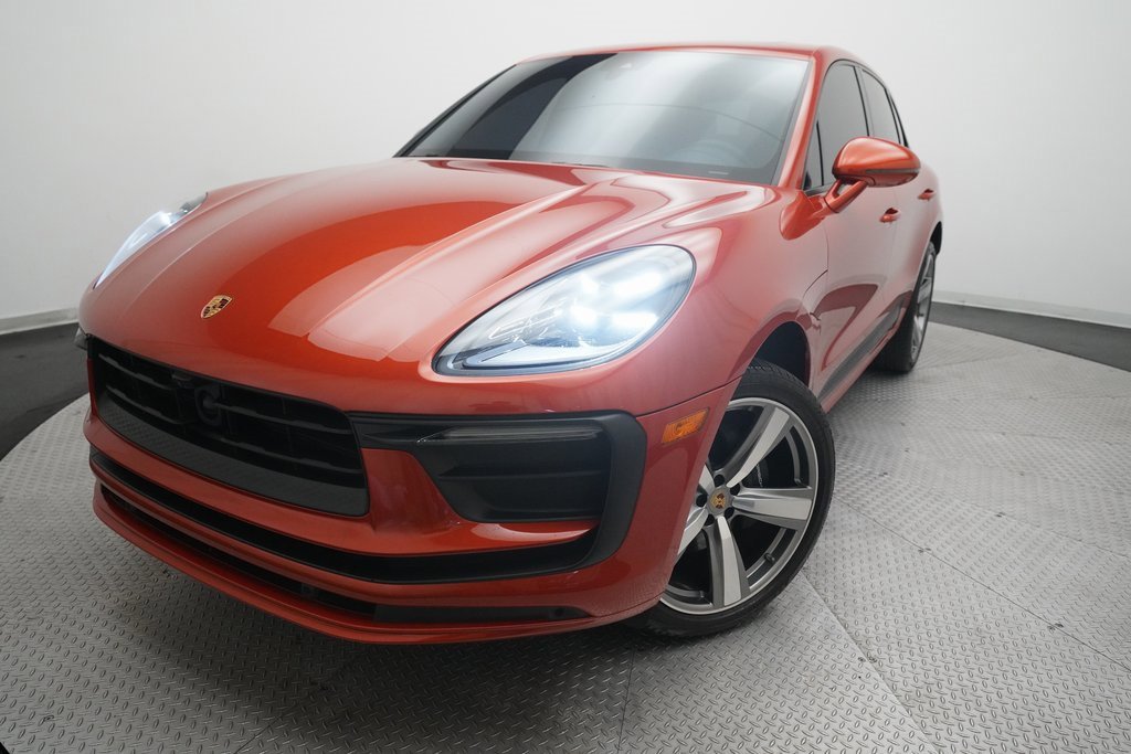 Used 2023 Porsche Macan image 7