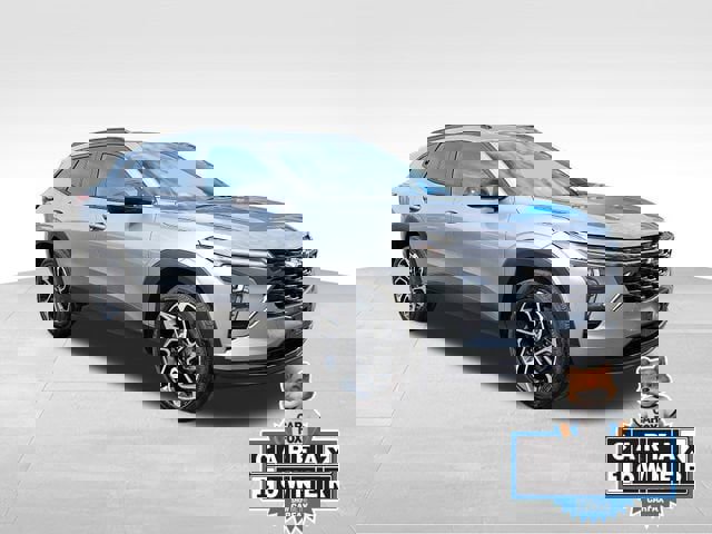 Used 2024 Chevrolet Trax RS w/ Driver Confidence Package image 1