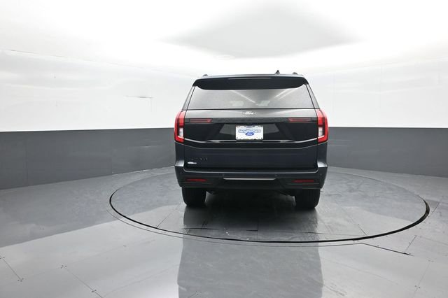 New 2026 Ford Expedition Platinum w/ Stealth Performance Package image 6