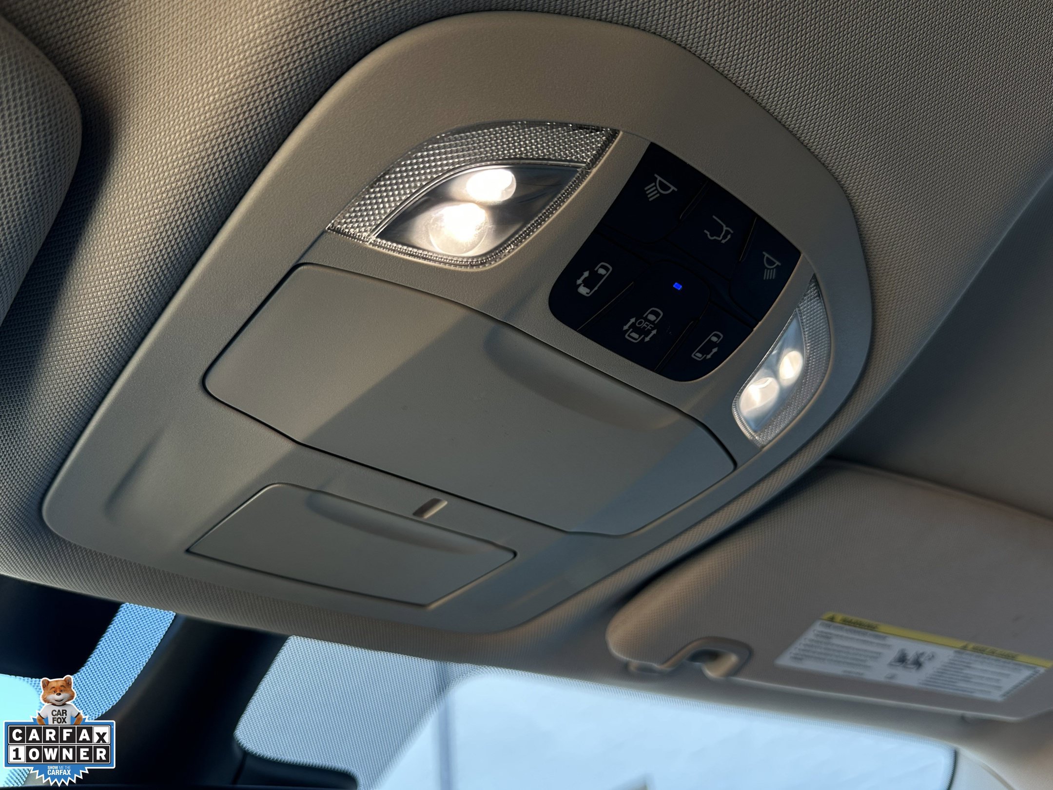 Used 2021 Chrysler Pacifica Touring-L FWD image 25