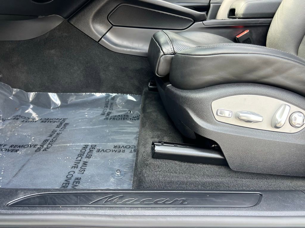 Used 2022 Porsche Macan image 38