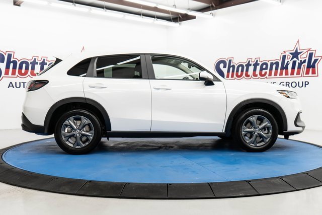 New 2026 Honda HR-V LX image 10