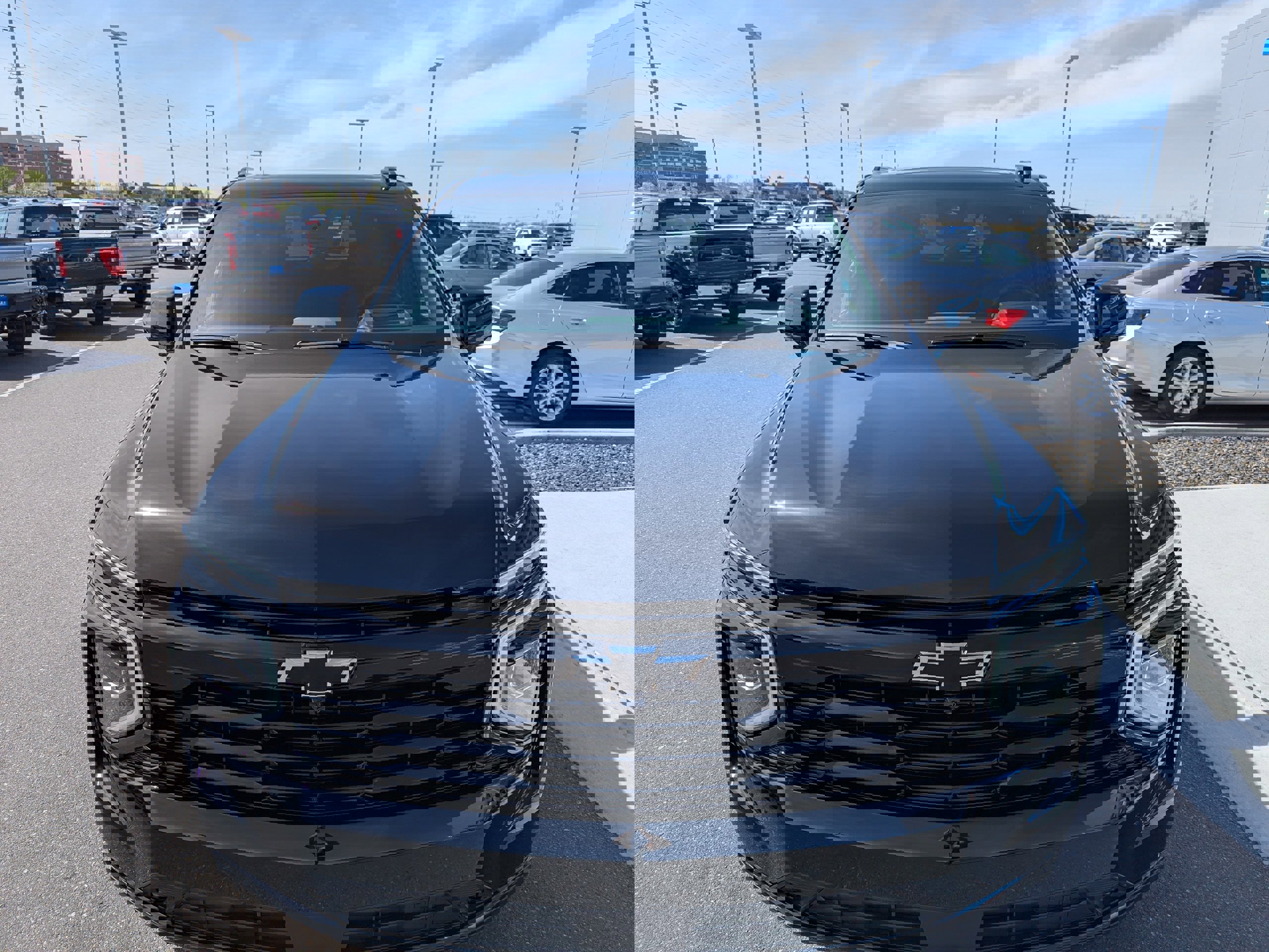 New 2026 Chevrolet Suburban RST image 4