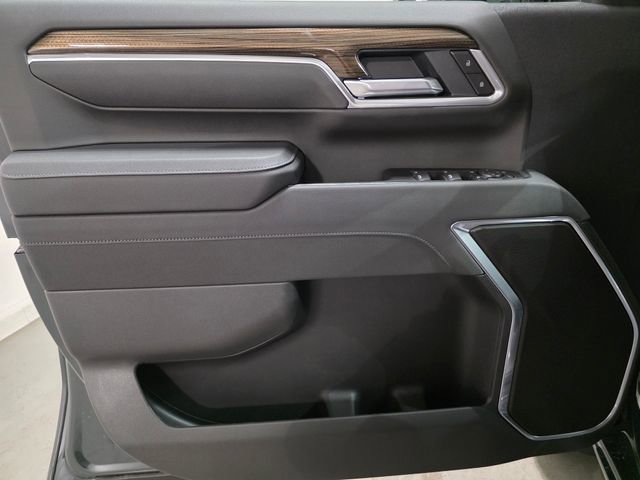 New 2026 Chevrolet Silverado 2500 LT w/ Trail Boss Package image 9
