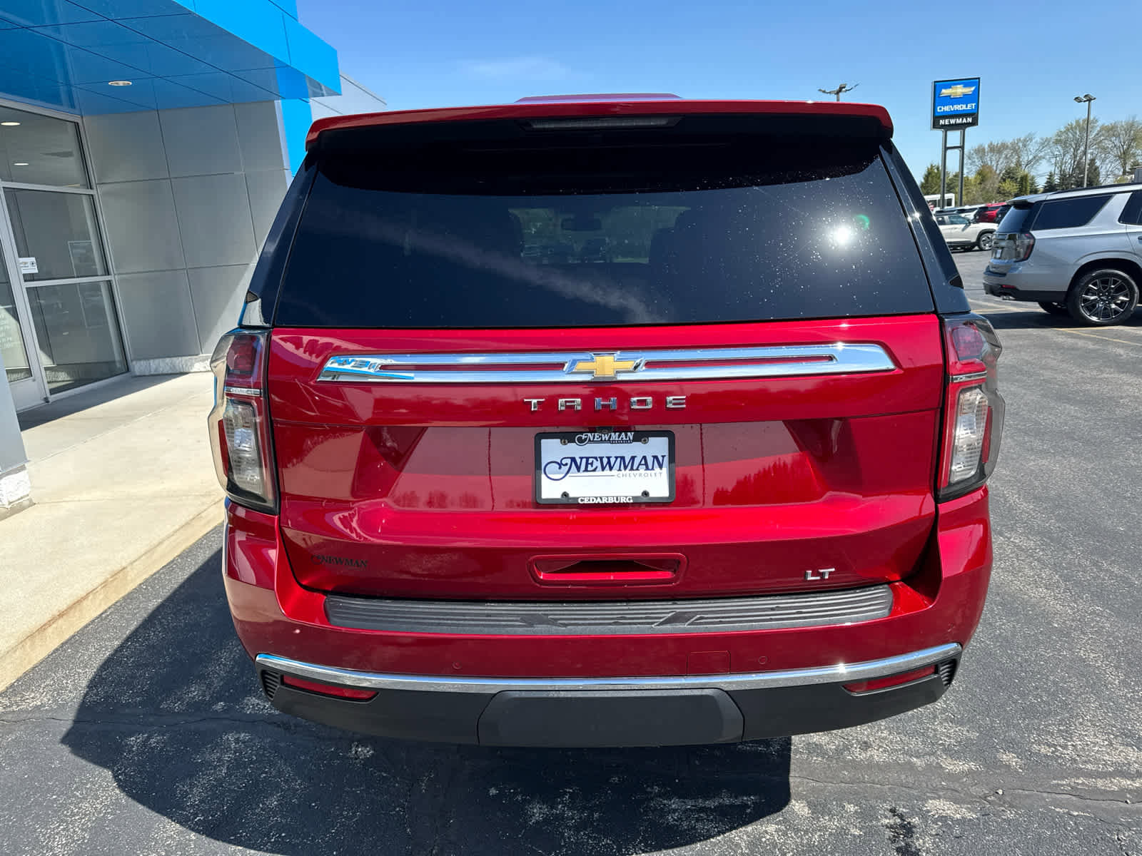 Used 2021 Chevrolet Tahoe LT w/ LT Signature Package AWD/4WD image 9