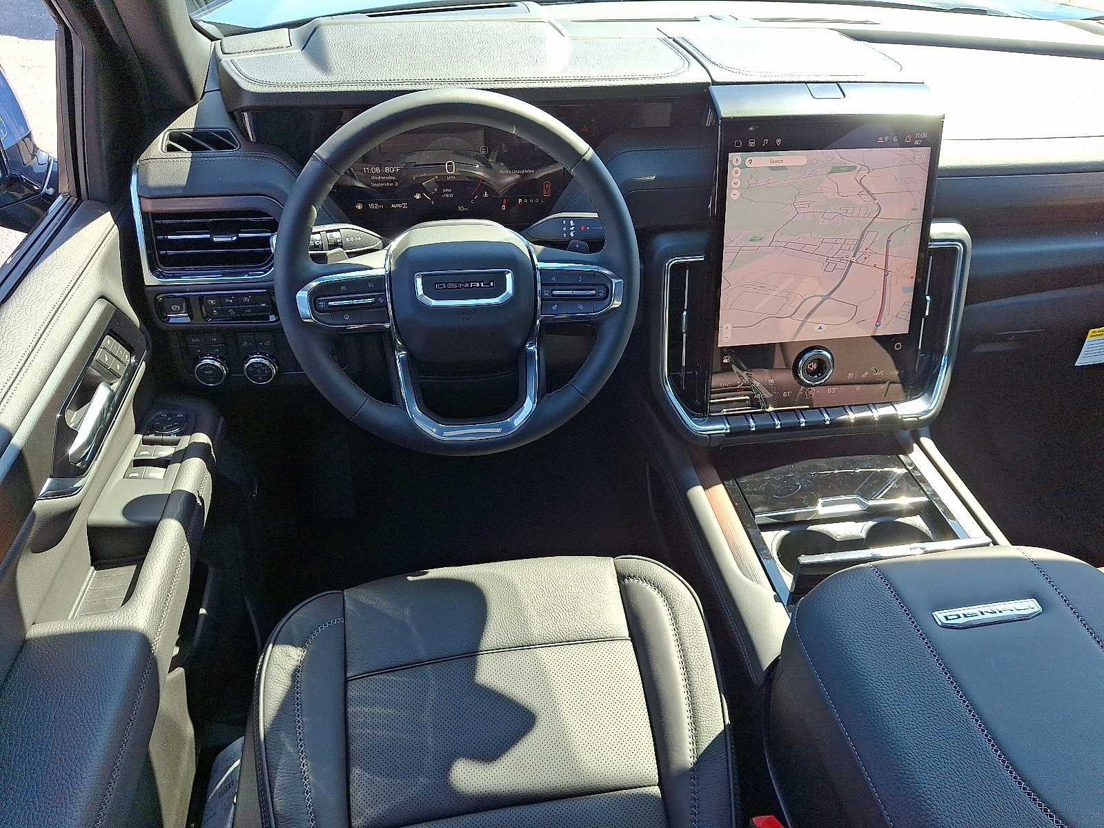 New 2025 GMC Yukon XL Denali w/ Sun & Power Step Package image 11