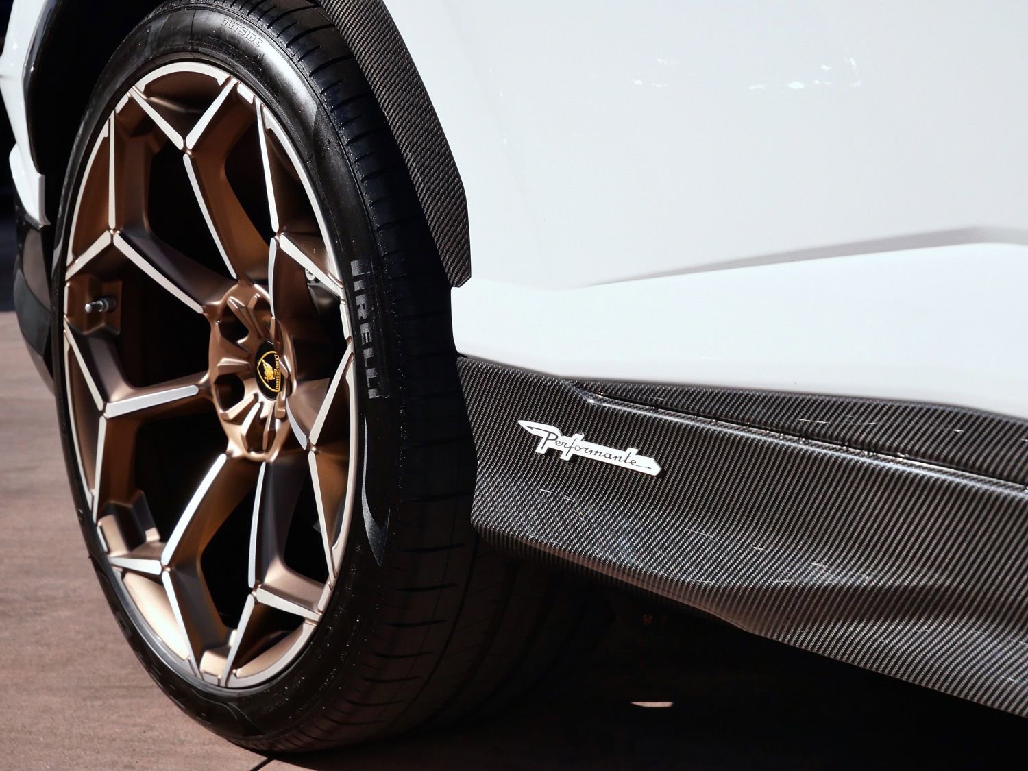 Used 2024 Lamborghini Urus Performante image 16