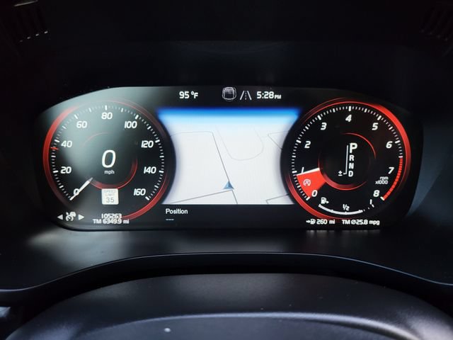 Used 2018 Volvo XC60 T5 Momentum w/ Convenience Package AWD/4WD image 14