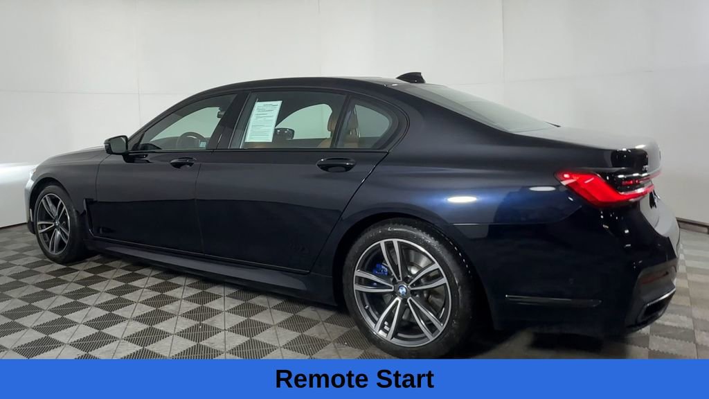 Used 2022 BMW 740i xDrive w/ Luxury Rear Seating Package image 10