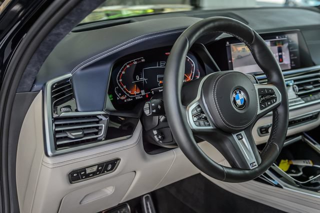 Used 2020 BMW X7 xDrive40i w/ M Sport Package AWD/4WD image 25
