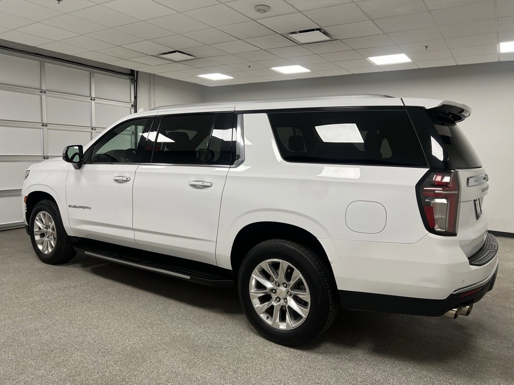 Used 2023 Chevrolet Suburban Premier image 7