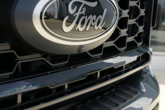 New 2026 Ford F350 XLT w/ XLT Premium Package AWD/4WD image 8