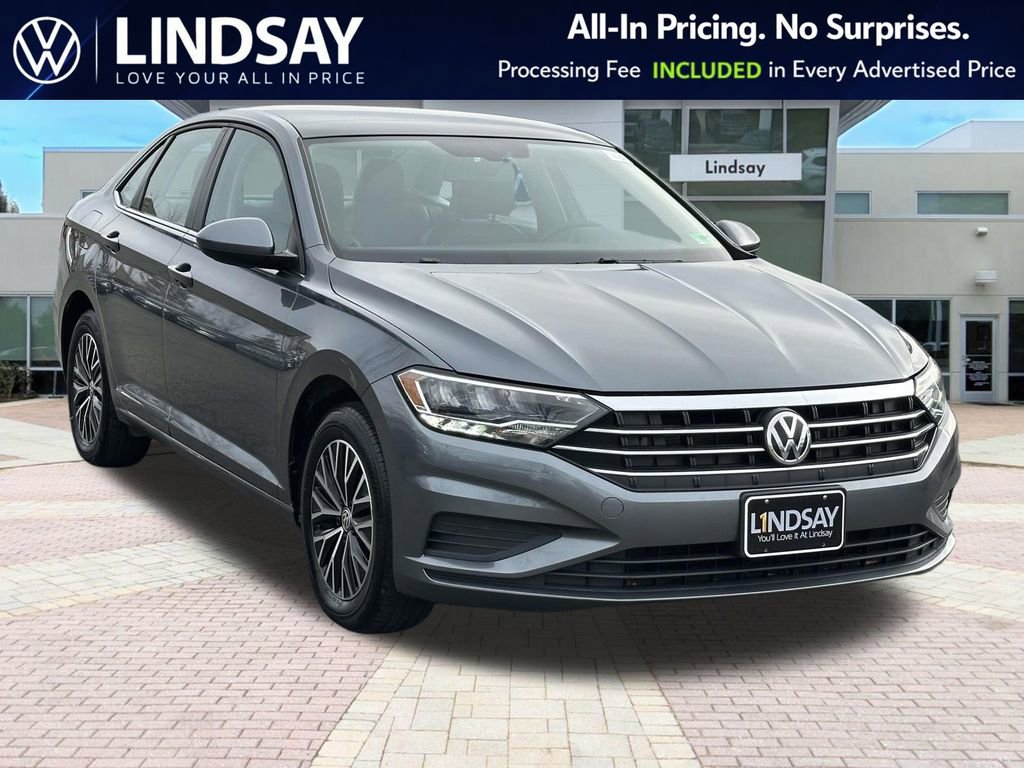 Used 2020 Volkswagen Jetta SE image 1