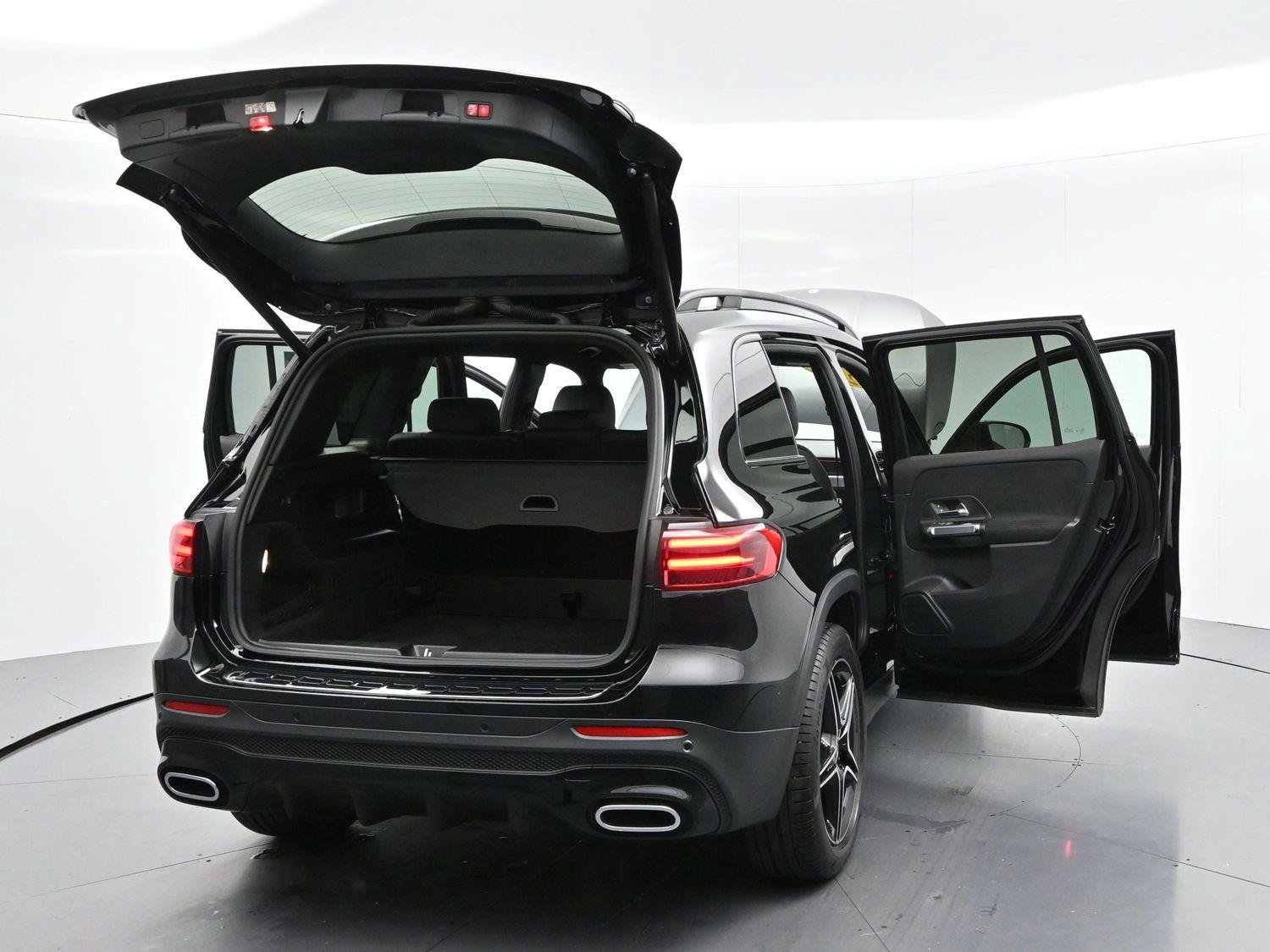Used 2024 Mercedes-Benz GLB 250 image 41