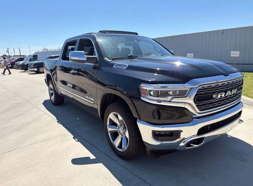 Used 2019 RAM 1500 Limited image 1