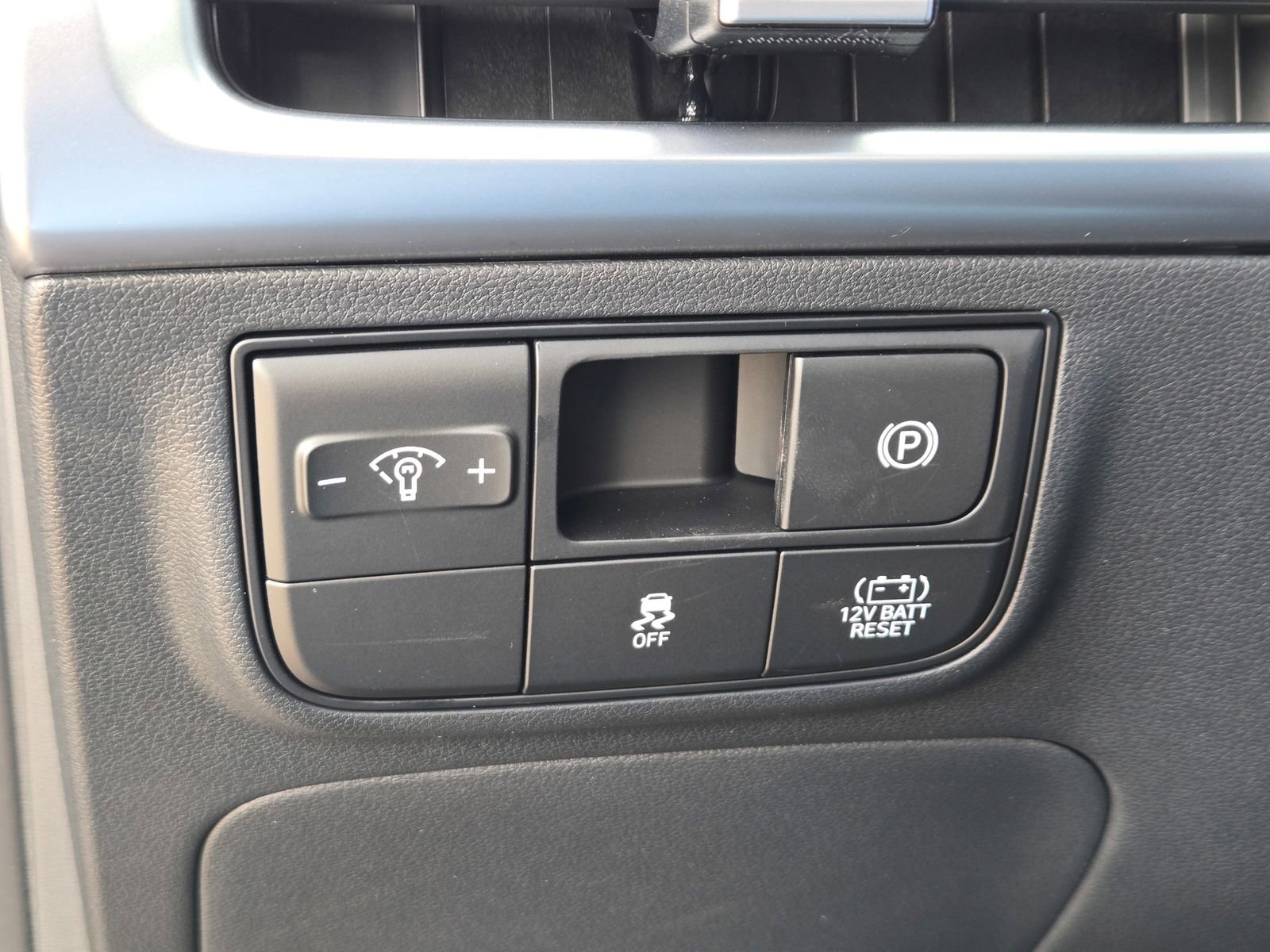 New 2026 Hyundai Tucson Blue SE image 15