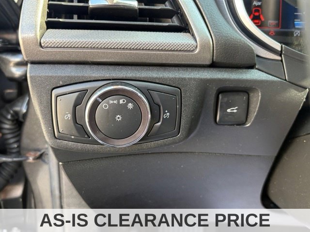 Used 2019 Ford Fusion SE FWD image 26