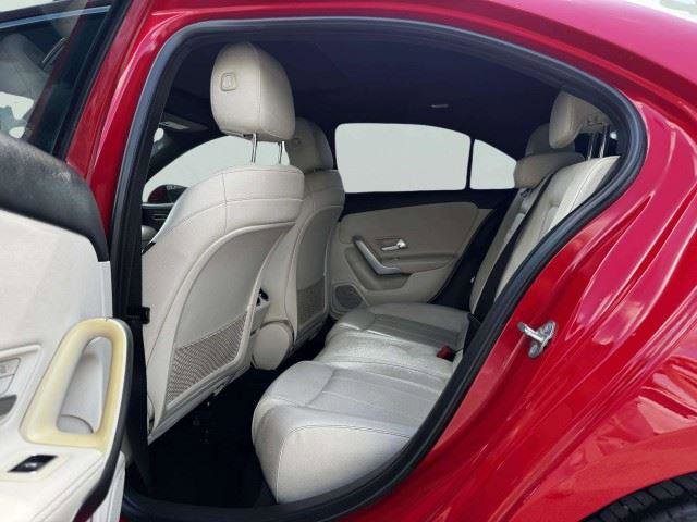 Used 2019 Mercedes-Benz A 220 image 35