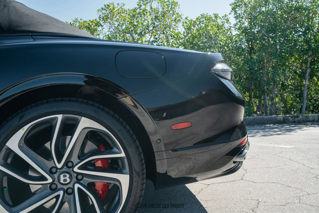 Used 2025 Bentley Continental GT Speed image 89