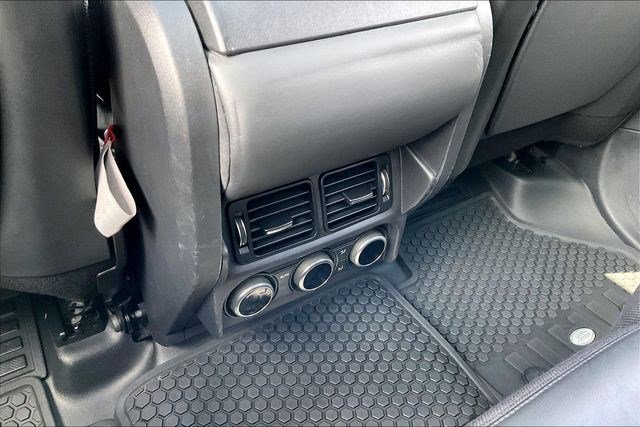 Used 2022 Land Rover Defender 110 X image 36