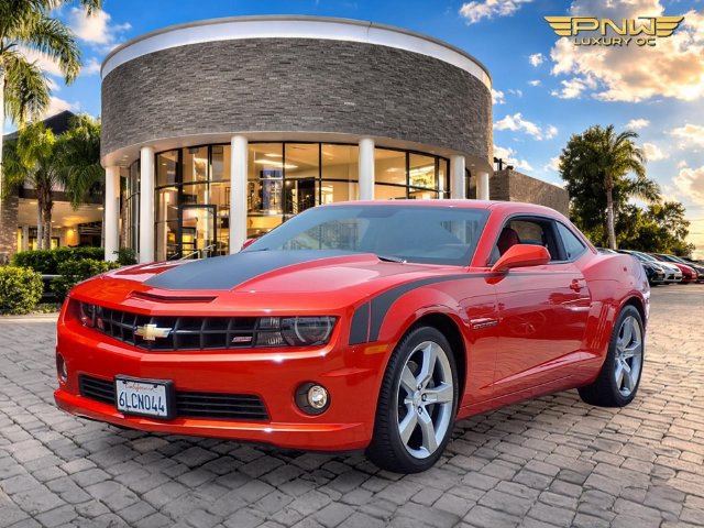 Used 2010 Chevrolet Camaro SS w/ RS Package RWD image 1