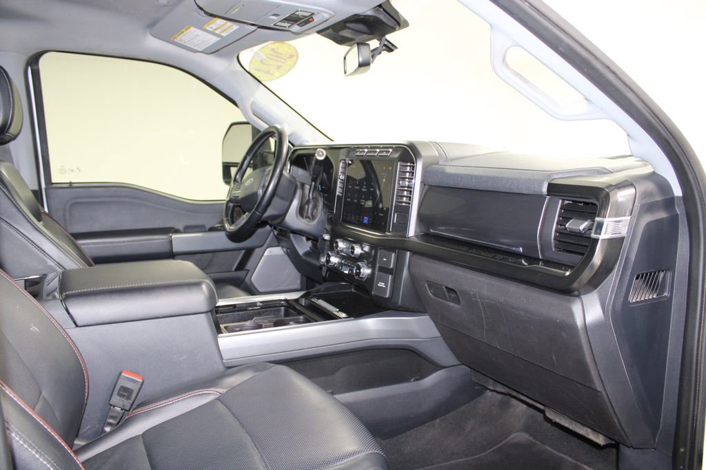 Used 2024 Ford F250 Lariat image 32