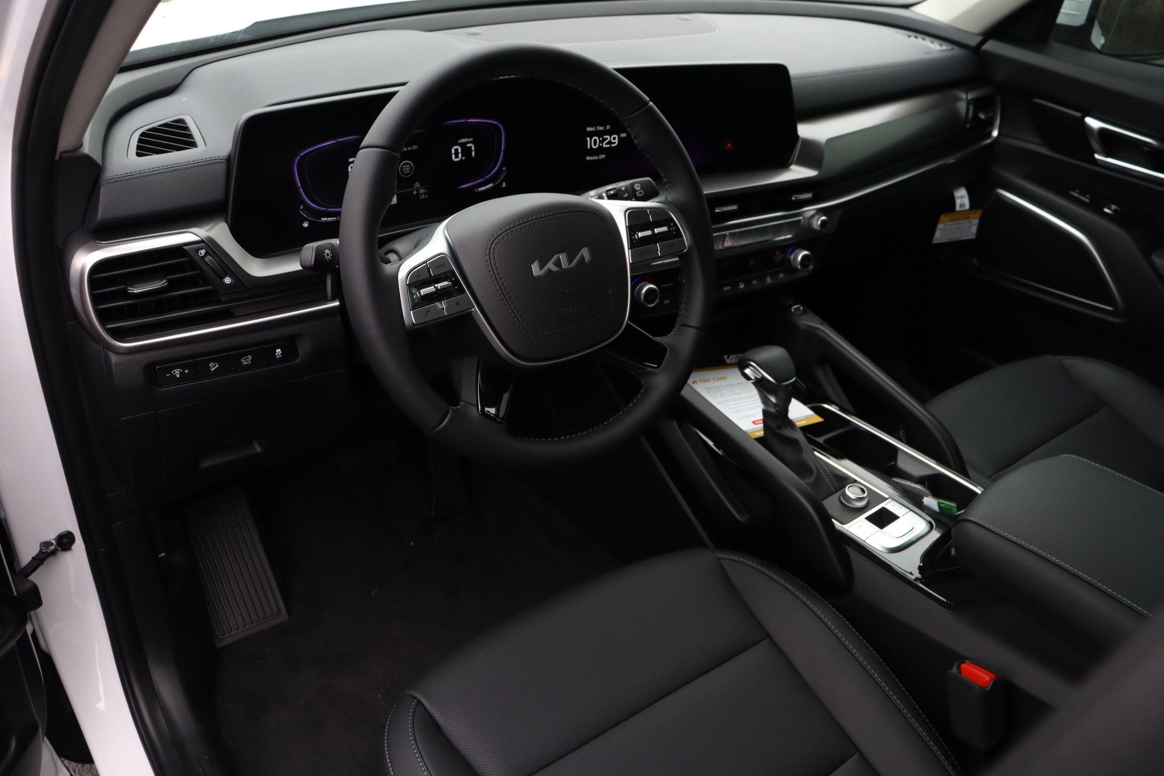 New 2025 Kia Telluride S image 11