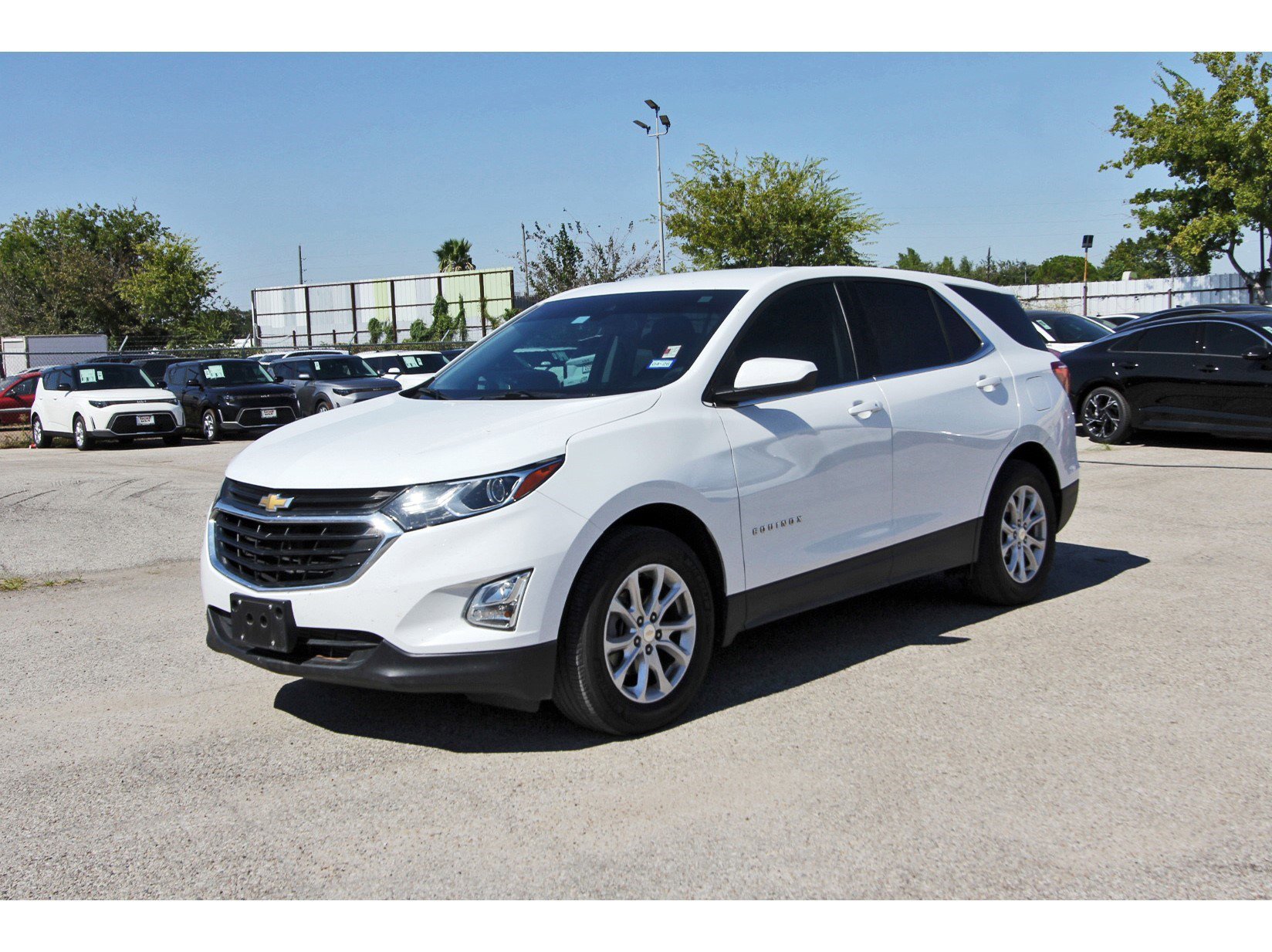 Used 2020 Chevrolet Equinox LT image 3