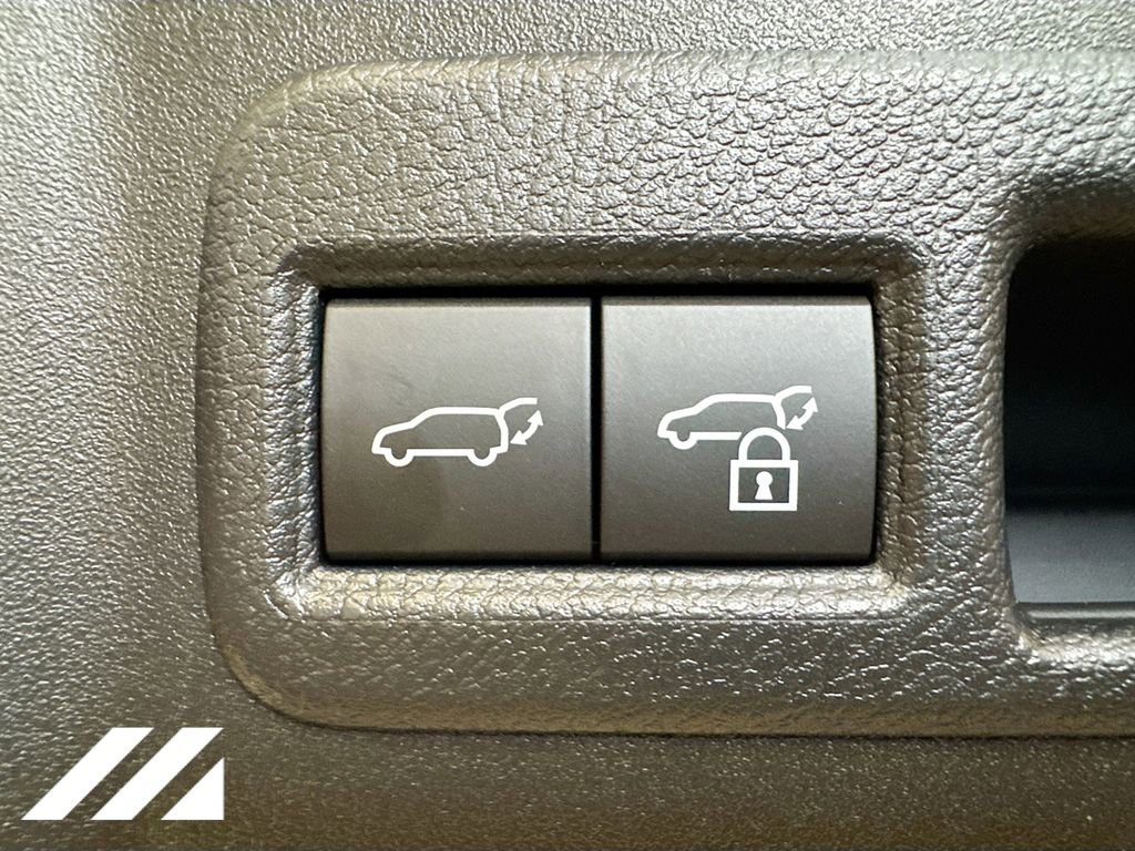 New 2026 Subaru Solterra image 27