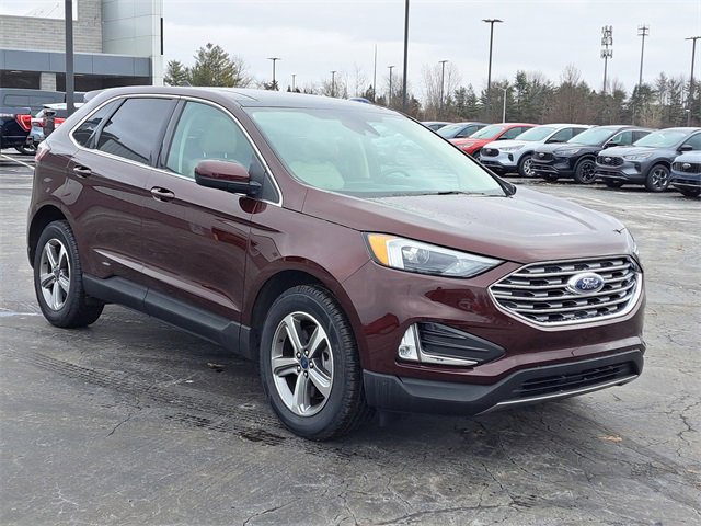 Certified 2022 Ford Edge SEL w/ Convenience Package image 2