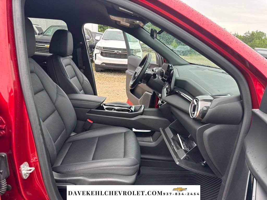 Used 2025 Chevrolet Equinox LT w/ Convenience Package II FWD image 22