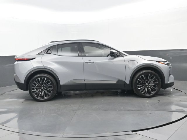 Used 2026 Toyota C-HR w/ Cold Weather Package AWD/4WD image 2