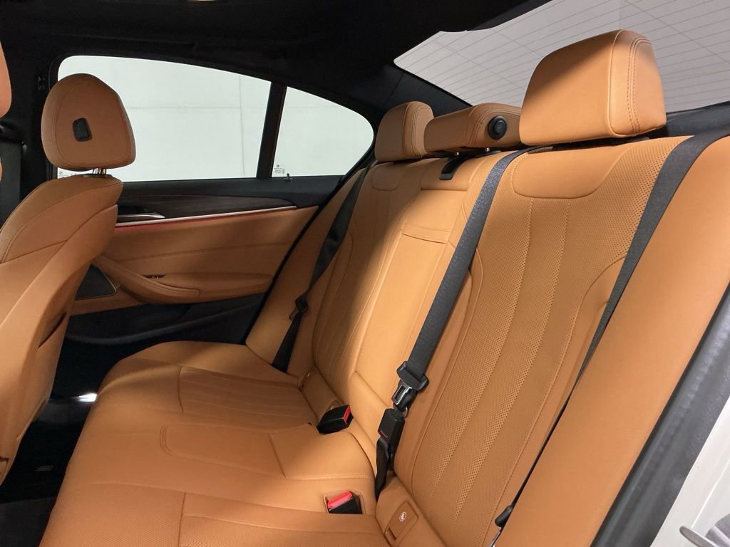 Certified 2022 BMW 540i xDrive w/ Premium Package AWD/4WD image 27
