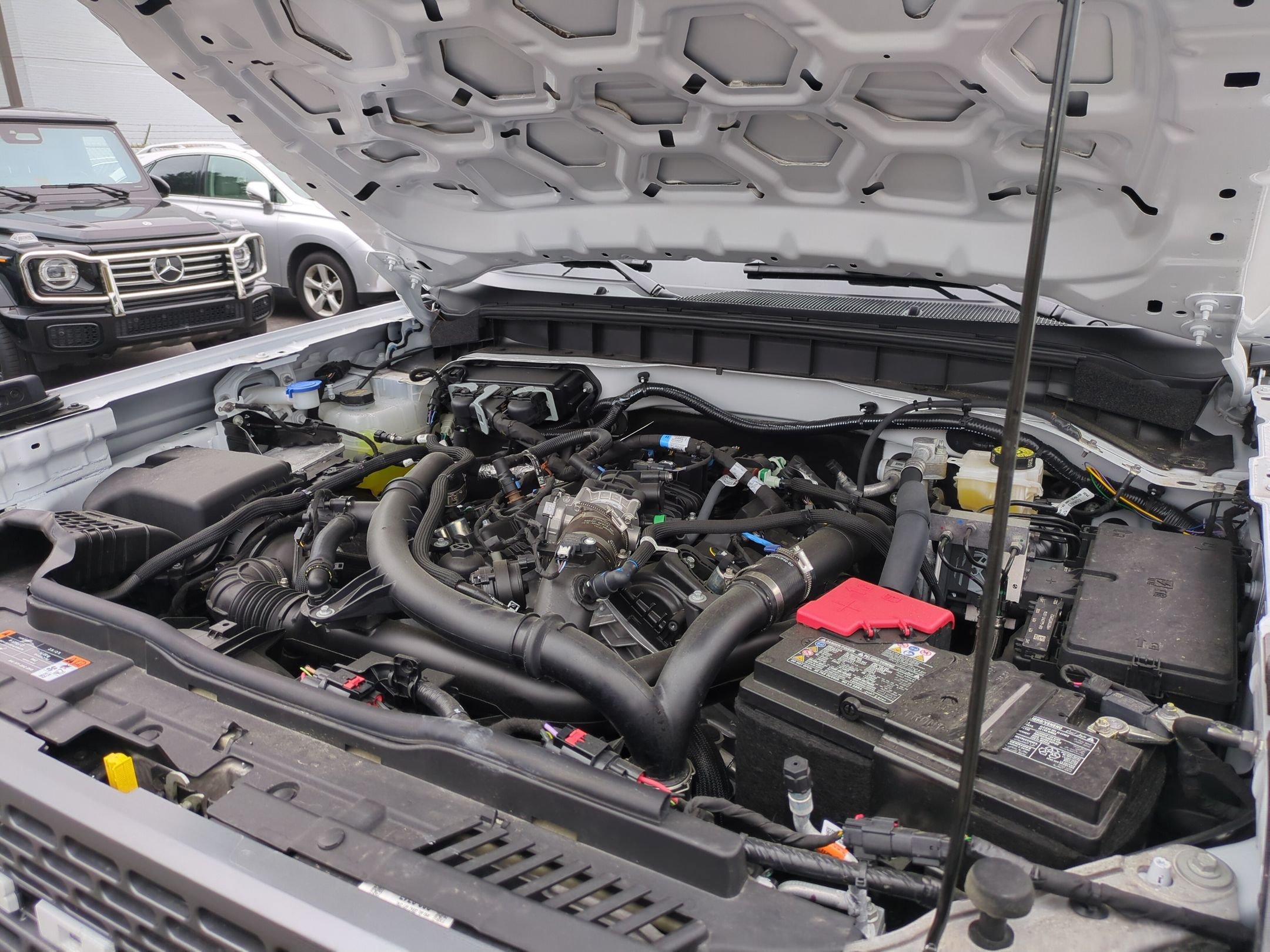 Used 2025 Ford Bronco Badlands AWD/4WD image 37