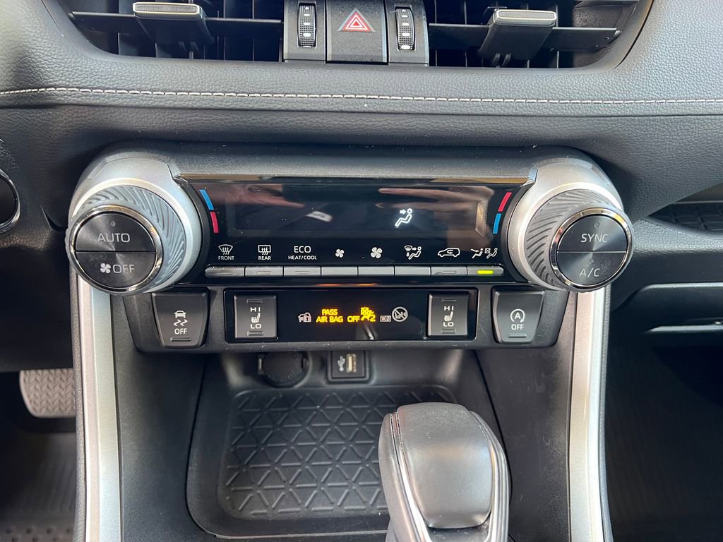 Used 2024 Toyota RAV4 XLE Premium w/ Weather Package AWD/4WD image 21