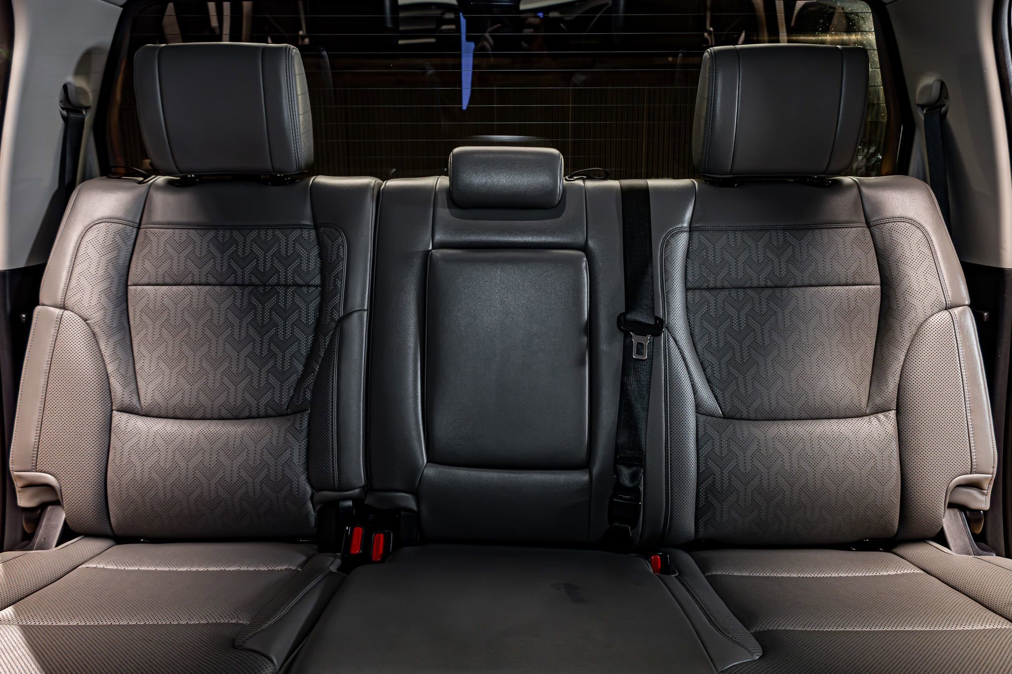 Used 2022 Toyota Tundra Limited w/ Power Package image 23