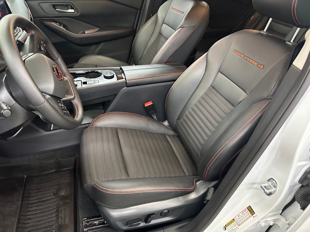 Used 2026 Nissan Rogue SV AWD/4WD image 6