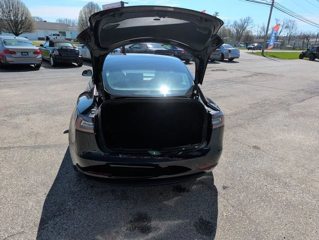 Used 2019 Tesla Model 3 Long Range image 13
