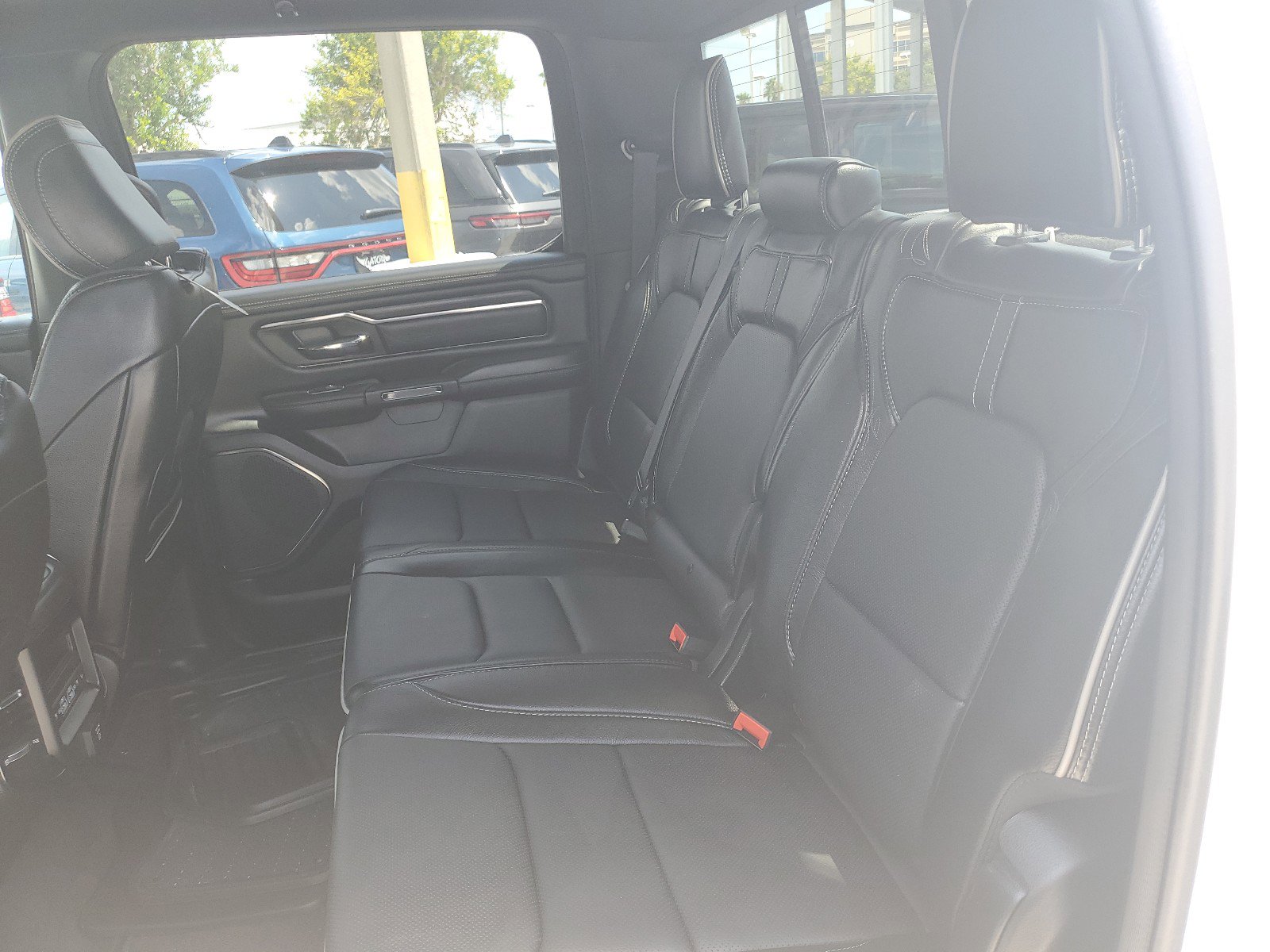 Used 2024 RAM 1500 Limited w/ Body Color Bumper Group image 13