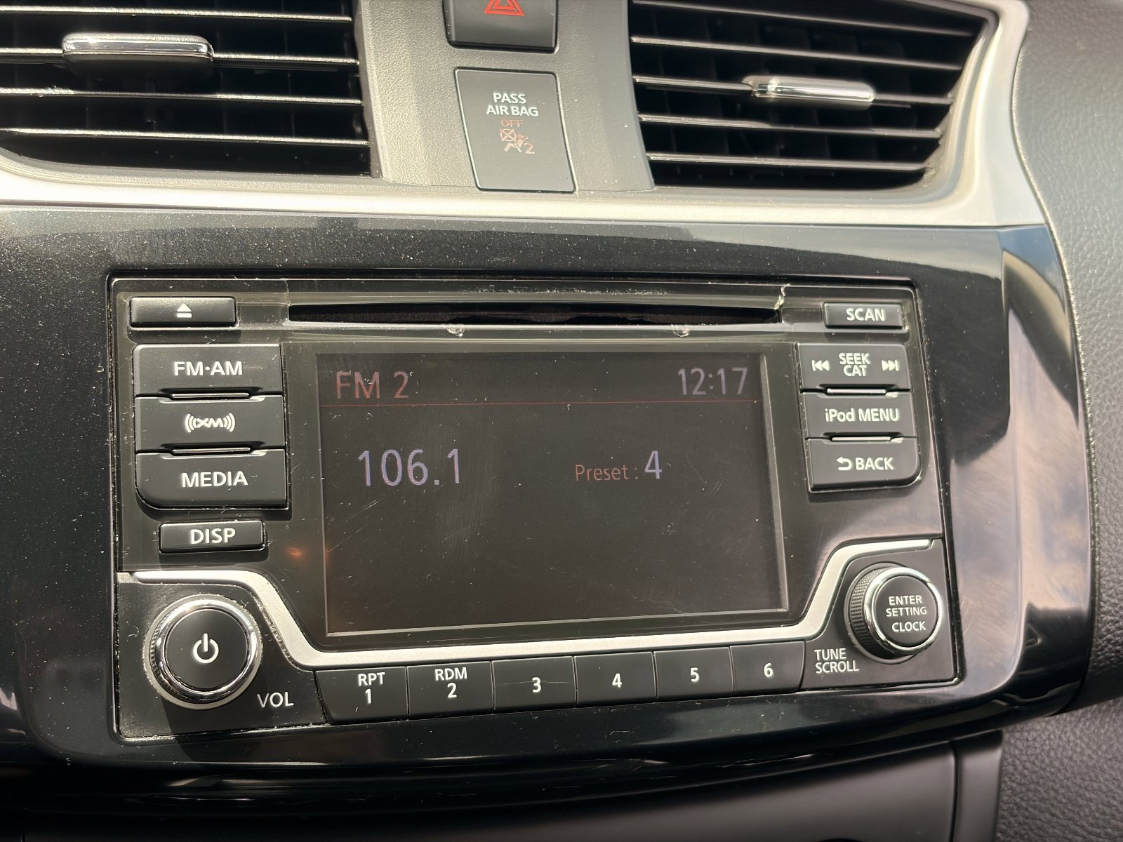 Used 2017 Nissan Sentra SV FWD image 19